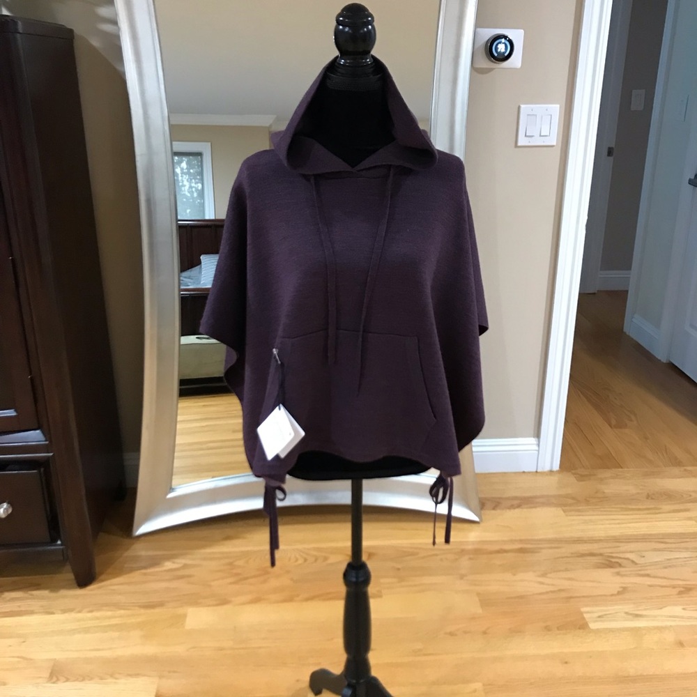 Lululemon Hooded Top